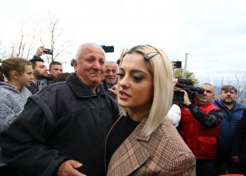 Bebe Rexha në Shqipëri, rrëfim dashurie në kohë tërmeti: Burrin e dua shqiptar, dasma do të zgjasë pesë ditë