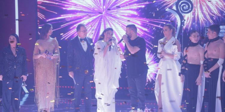 Eneda Tarifa fiton Këngën Magjike (FOTO)