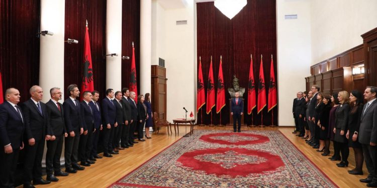 Betohen anëtarët e SPAK, reagon SHBA dhe BE: Koha e të paprekshmëve po merr fund