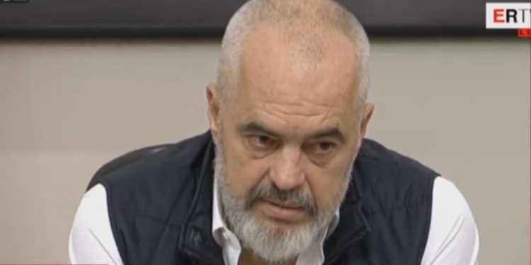 Rama: Do të ndërtojmë lagjet e reja në zonat që shkatërroi tërmeti