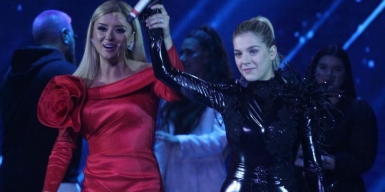 Prapaskenat/ Kush ia ‘punoi’ Elvana Gjatës në festivalin e RTSH-së