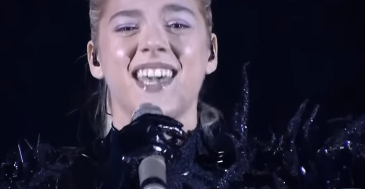 Arilena Ara fiton Festivalin në RTSH, kjo është kënga që shkon në Eurosong (VIDEO)