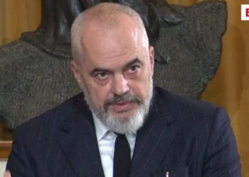 Ligji kundër mediave online, reagon Rama: Duan të shkruajnë çfarë t’u teket