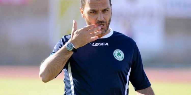 Luftëtari i kërkon dorëheqjen trajnerit grek, Marantas nuk largohet pa tre rroga si dëmshpërblim