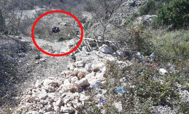 Makina bie në humnerë, vdesin dy tifozë, tre të plagosur rëndë