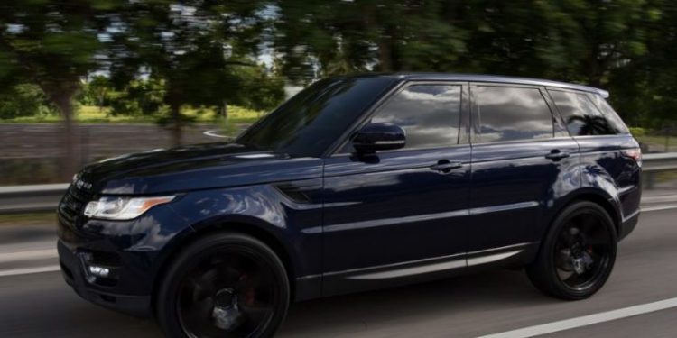 Rregullorja: Ja si të pajisni makinën me xhama të zinj