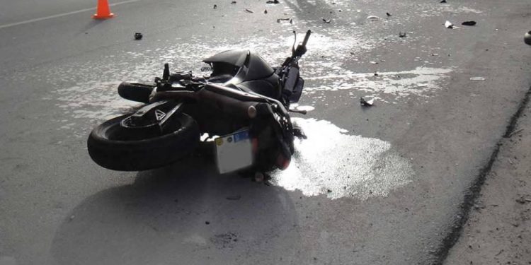 Aksident, drejtuesi i motorit në gjendje të rëndë në spital