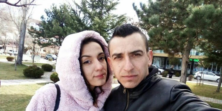 Vdiq 5 ditë pas dasmës, ngrihen dyshimet tek familjarët e nuses, vëllai: Çfarë i bënë motrës time?