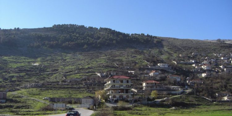 Rikthehen grabitjet në Dropull, hajdutët futen në shtëpinë e dy grave të moshuara në Terihat