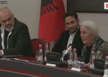 “Aplikacioni po çmend shqiptarët, nuk ndihen lëkundjet 2.9 rihter”