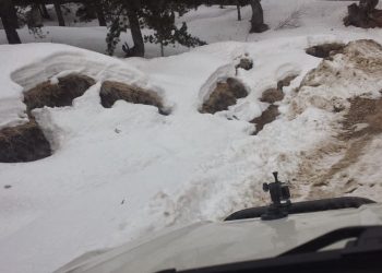 Alpinisti rrëzohet dhe thyen këmbën në Malin e Tomorrit, helikopteri niset për ndihmë