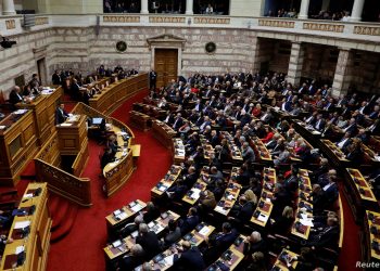 Lajm i mirë, parlamenti grek ratifikon marrëveshjen për njohjen e patentave shqiptare