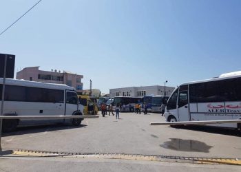 Autobusat që udhëtojnë nga jugu drejt Tiranës, ndryshon terminali në kryeqytet. Ja ku do të zbresin pasagjerët