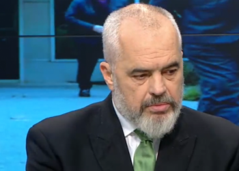 Rama: Në 2020 s’do të ketë rritje rrogash dhe as zgjedhje të parakohshme. Vetëm nëse…