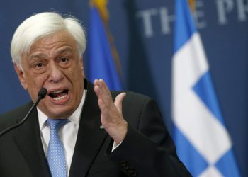 ‘Kushtet’ për negociatat me BE/ Greqia kërkon varret e ushtarëve në jug të Shqipërisë