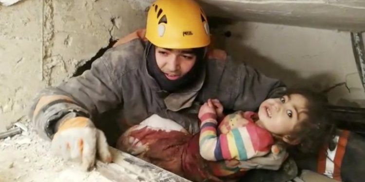 Tërmeti i fuqishëm në Turqi, shkon në 41 numri i viktimave