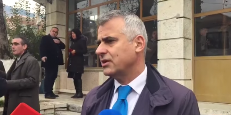 29 vjetori i OMONIA-s në Dervician, Dule kujton ekstremistin Kacifas: S’kemi një relacion për vrasjen e tij