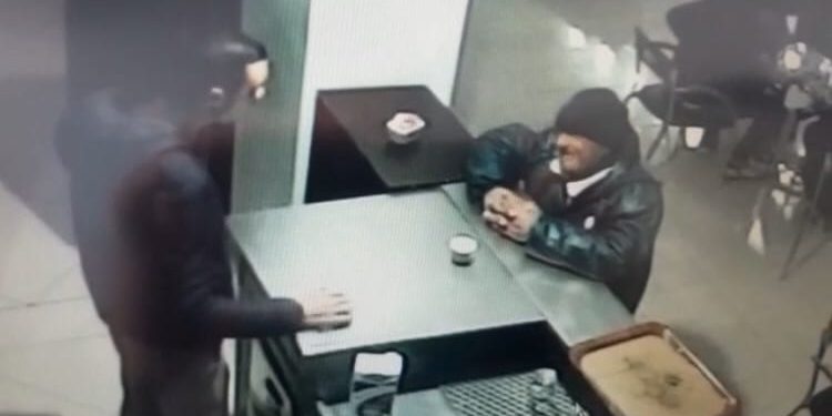 Thirrje për ndihmë nga policia e Gjirokastrës, identifikoni viktimën e aksidentit në Humelicë (FOTO)