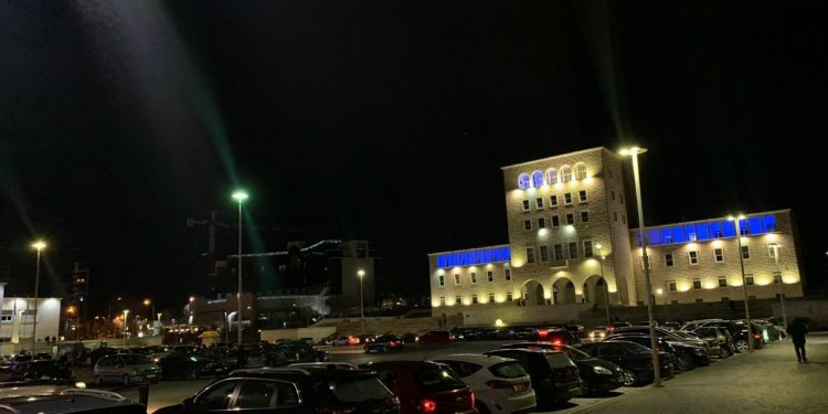 Paniku nga tërmeti, shihni çfarë ndodh në Tiranë (FOTO)