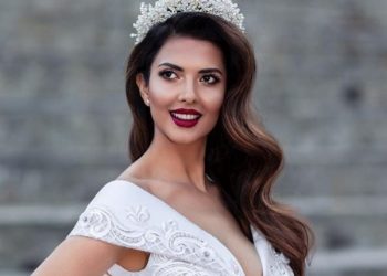 Zbulohet lidhja e Agnesa Vuthaj me biznesmenin indian 23 vite më të madh (VIDEO)