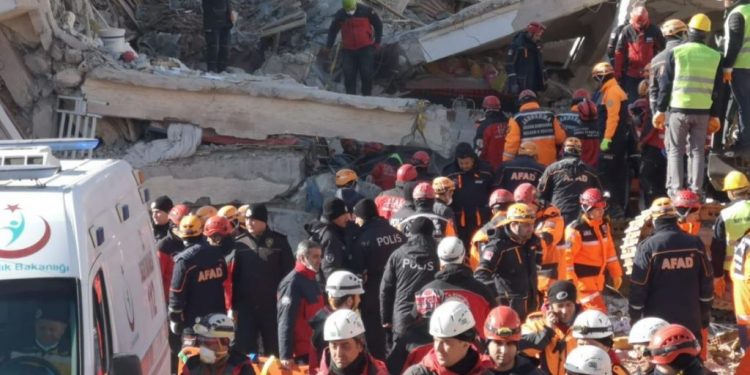 Tërmeti në Turqi, shkon në 35 numri i viktimave