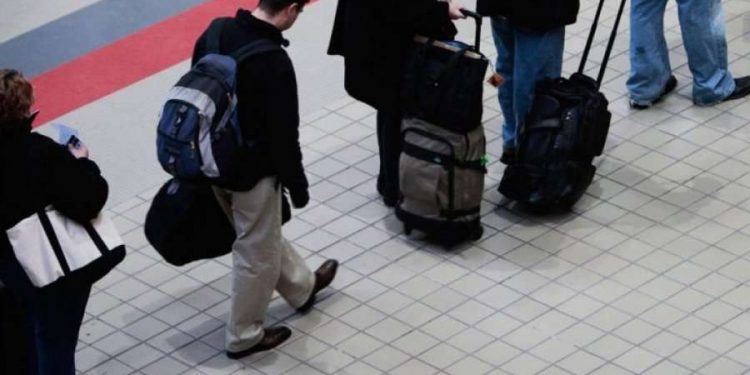 E trishtë/ Nga Gjirokastra dhe Vlora janë larguar mbi 50% e popullsisë