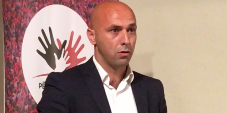 Ardian Kola zgjidhet për një mandat të dytë kryetar i PS Sarandë