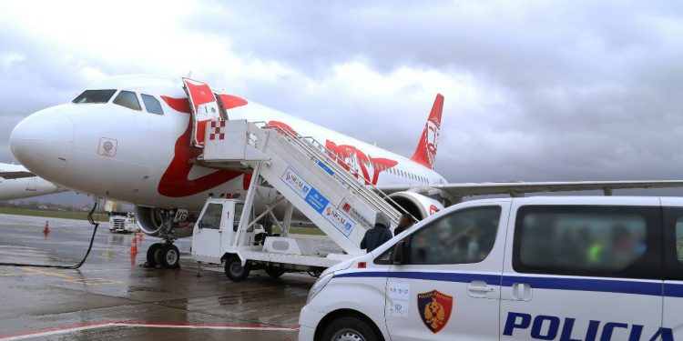 Ekstradohet nga Roma autori i dyshuar për atentatin ndaj Ines Hajrullës