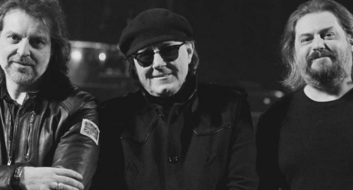 ‘Tre Musketjerët’ e muzikës shqiptare koncert të madh në Greqi, ja detajet që duhet të dini