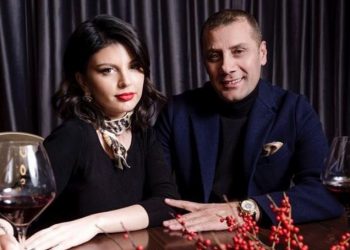 La burrin mekanik, Rudina Dembacaj shijon pushimet në Itali me ish-deputetin, por…