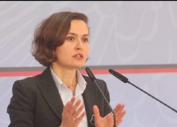 I hiqet licenca shkollës që pezulloi mësimin nga frika e koronavirusit