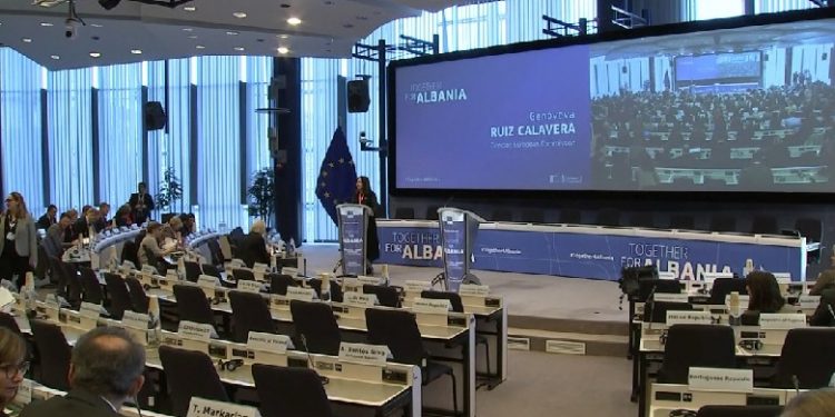 Shifra rekord/ 1,15 miliardë euro Konferenca e donatoreve për tërmetin