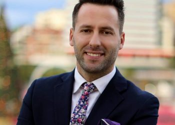 Peshqit e mëdhenj nuk gjenden nëpër universitete! Kërkoni gjetiu!