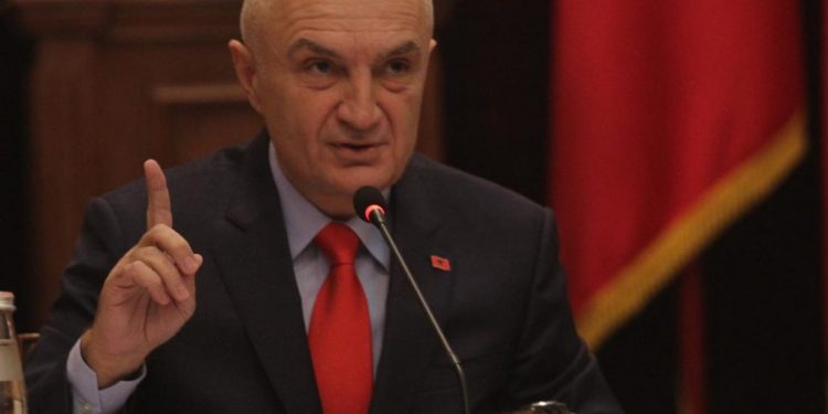 Ilir Meta thirrje shqiptarëve për protesta masive: Më 2 mars Kryeministria e Kuvendi i kthehen popullit. Rama të porosisë poture të gjëra