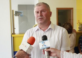 Plas sherri në zyrat e Postës Shqiptare, drejtori godet me grusht vartësin e tij