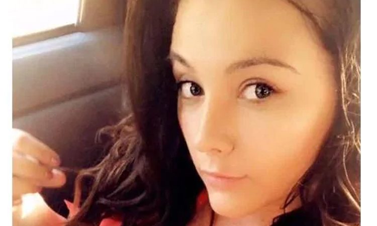 Flet vajza e pangopur me seks: Kam fjetur me 130 burra, desh rrezikova… (FOTO)