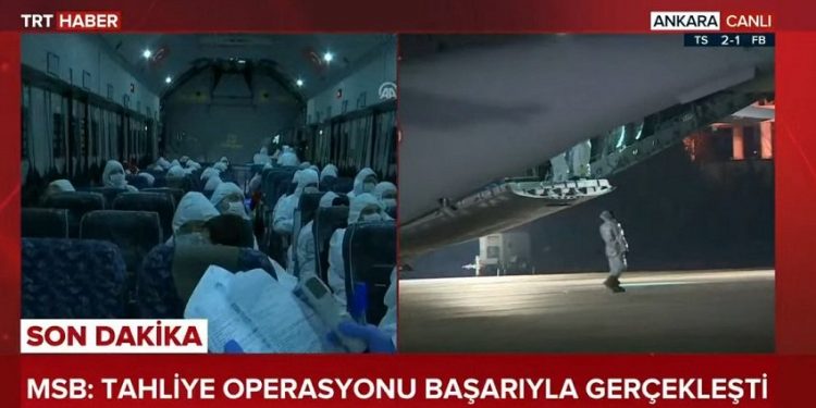 Ishte bllokuar në Kinë nga koronavirusi, studentja shqiptare transportohet me avion ushtarak në Ankara