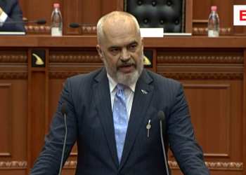 Rama paralajmëron goditjen e ‘grupit KÇK’: S’ka më lojë ‘macja dhe miu’