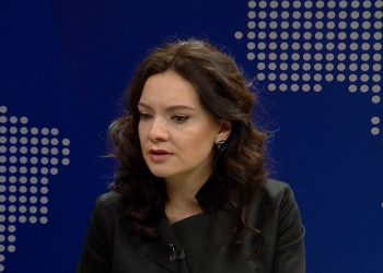 Elisa Spiropali: Basha duket më i arsyeshëm, s’po e mbështet me shpirt Ilir Metën