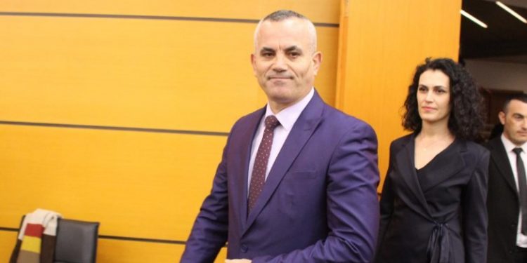 Kryepolici i Shqipërisë del para vettingut