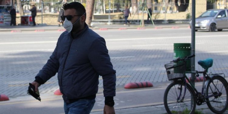 500 lekë maska për koronavirusin, nisin hetimet nga prokuroria