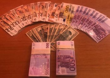 Sekuestrohen 106 mijë euro në Sarandë, i përkisnin një francezi