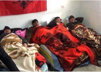 27 muaj pa rroga, përkeqësohet gjendja e grevistëve