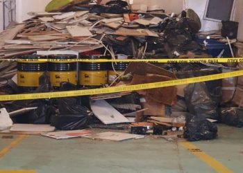 Mbetjet e rrezikshme në portin e Vlorës, Prokuroria vendos bllokimin e tragetit të ardhur nga Brindisi