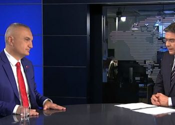 Meta për Zërin e Amerikës: Po hidhet në erë Reforma në Drejtësi