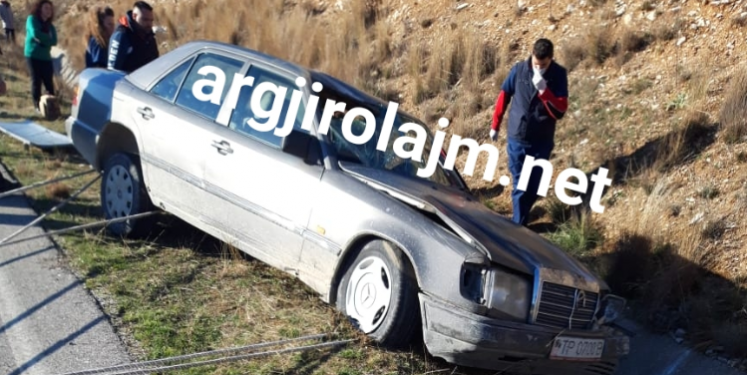 PAMJE TË RËNDA nga aksidenti në Memaliaj, si vdiqën dy mësuesit që po ktheheshin nga puna (FOTO)