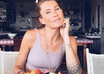 Habit blogerja suedeze: Kam vite pa pirë ujë