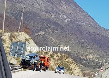 Aksident në Gjirokastër, tre të plagosur