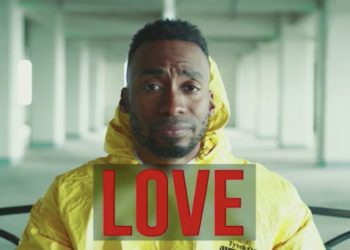 Mesazhi viral që po frymëzon botën (VIDEO)