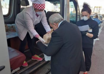 Bashkohu me nismën: Adopto një të moshuar që jeton vetëm!